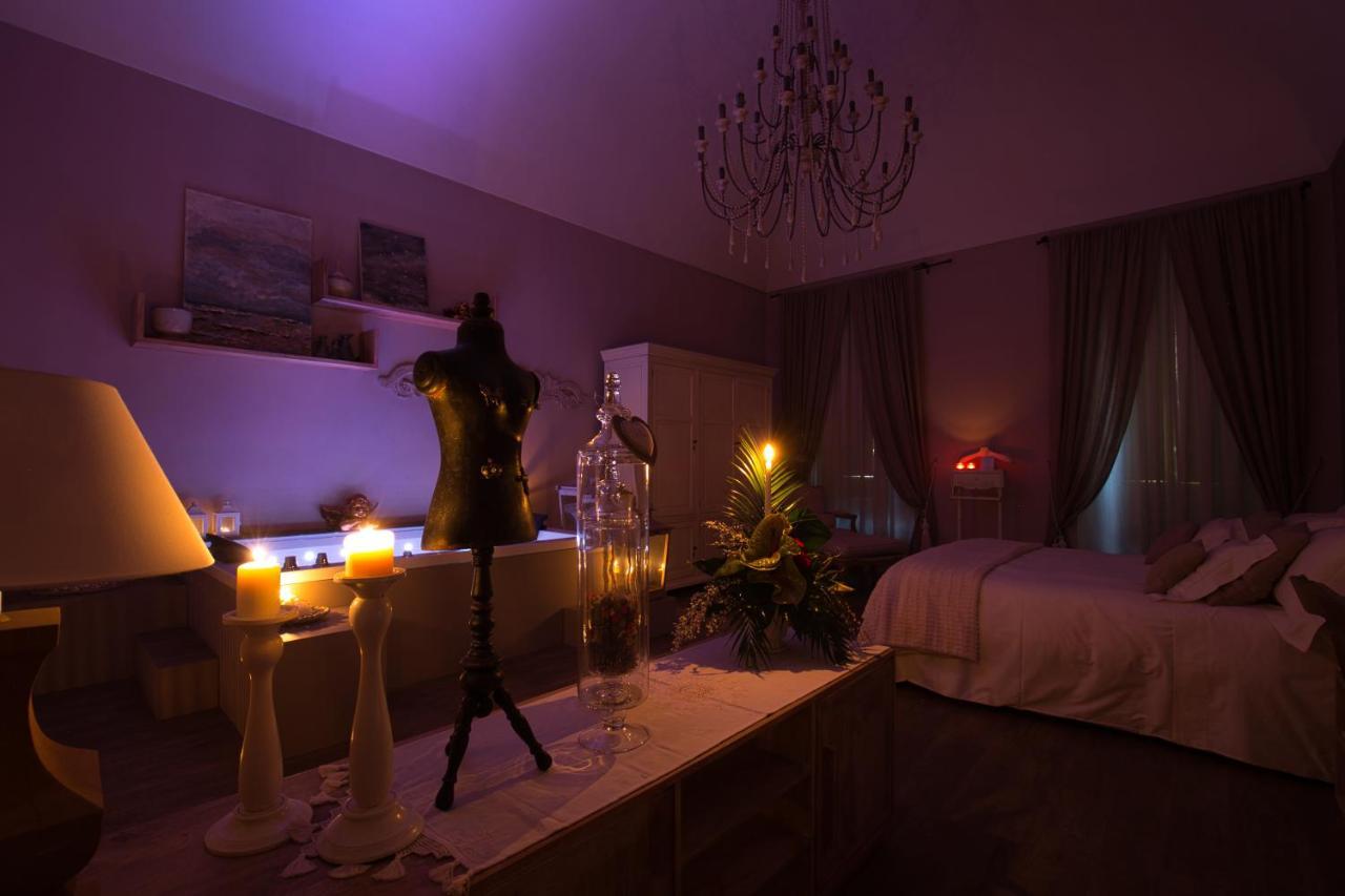 Corte Rossetti Le Dimore Luxury B&B วาสโต ภายนอก รูปภาพ