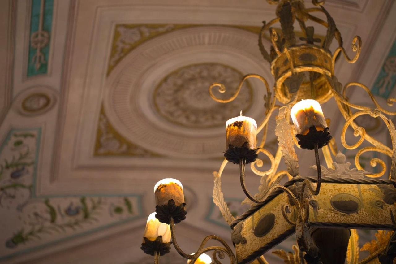 Corte Rossetti Le Dimore Luxury B&B วาสโต ภายนอก รูปภาพ