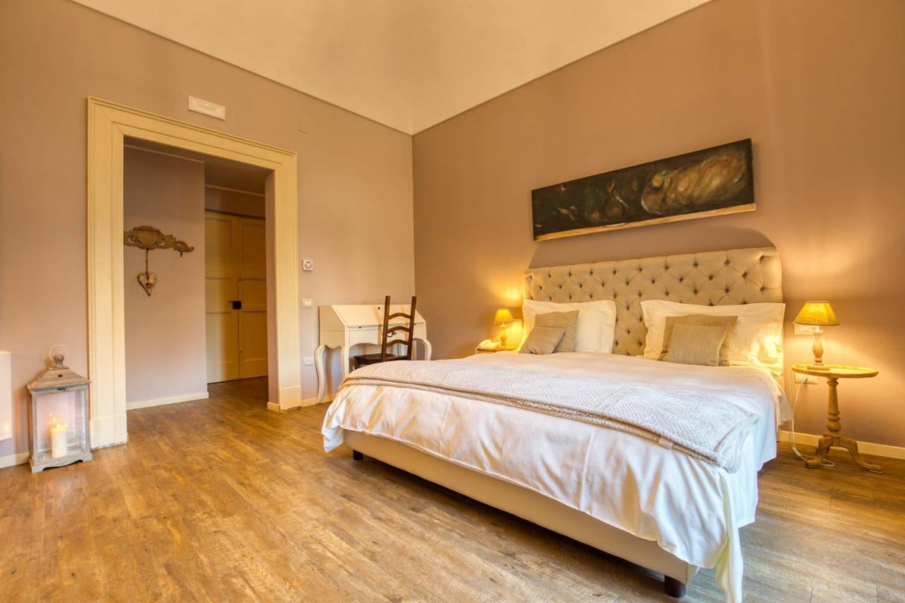 Corte Rossetti Le Dimore Luxury B&B วาสโต ภายนอก รูปภาพ