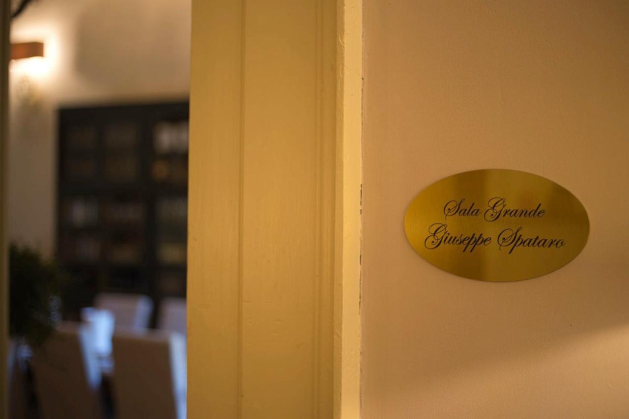 Corte Rossetti Le Dimore Luxury B&B วาสโต ภายนอก รูปภาพ